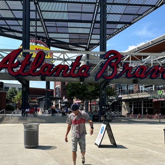 Meet your Posher, Desmond - Picture 1 of 1